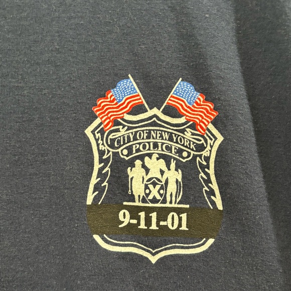 NYPD 9/11/01 Commemorate T Shirt - Picture 4 of 4